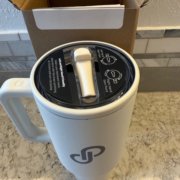 New- Hydro jug -POSHMARK traveler 40 oz insulated‎ mug - Picture 4 of 9